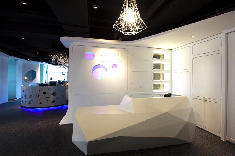 燈光美 氣氛佳的工作環境